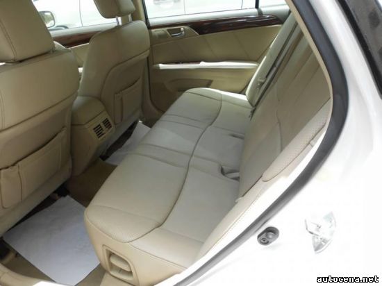 Автосалоны Седан: Toyota  Avalon 2009 Model онлайн