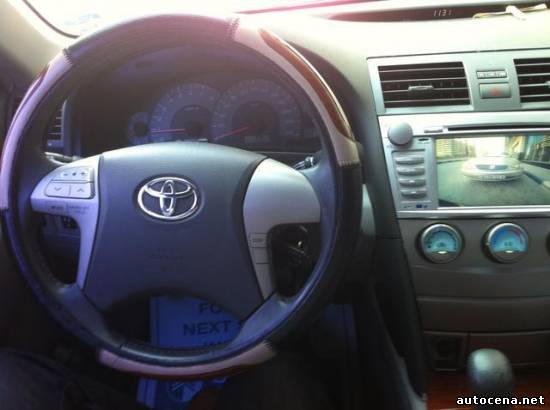 Автосалоны Седан: TOYOTA CAMRY 2008 18000$ 2.4 СЕРЕБРО онлайн