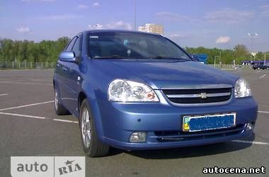 Автомобили Мальта: Chevrolet Lacetti 2005 онлайн
