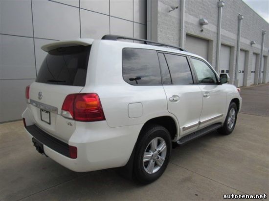 Авто Внедорожник: Toyota LandCruiser 2013 онлайн