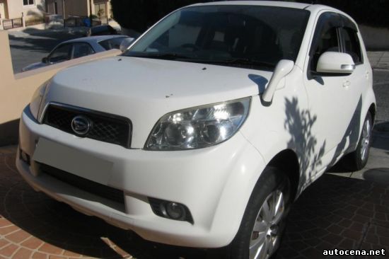 Авто Хэтчбек: Daihatsu BEGO 1.5l 110hp онлайн