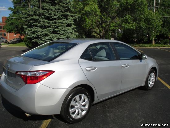 Авто Седан: Toyota Corolla 2014 Продажа онлайн